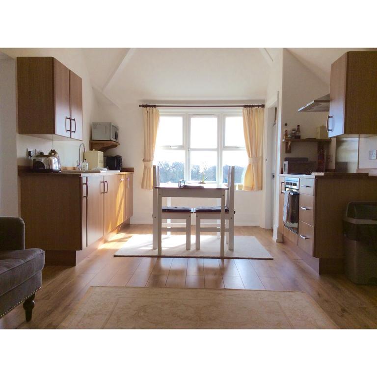 Humphries Cross Apartments 라이 외부 사진